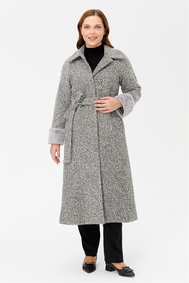 Büyük Beden Kolu Kürklü Desenli Kaban-GRİ