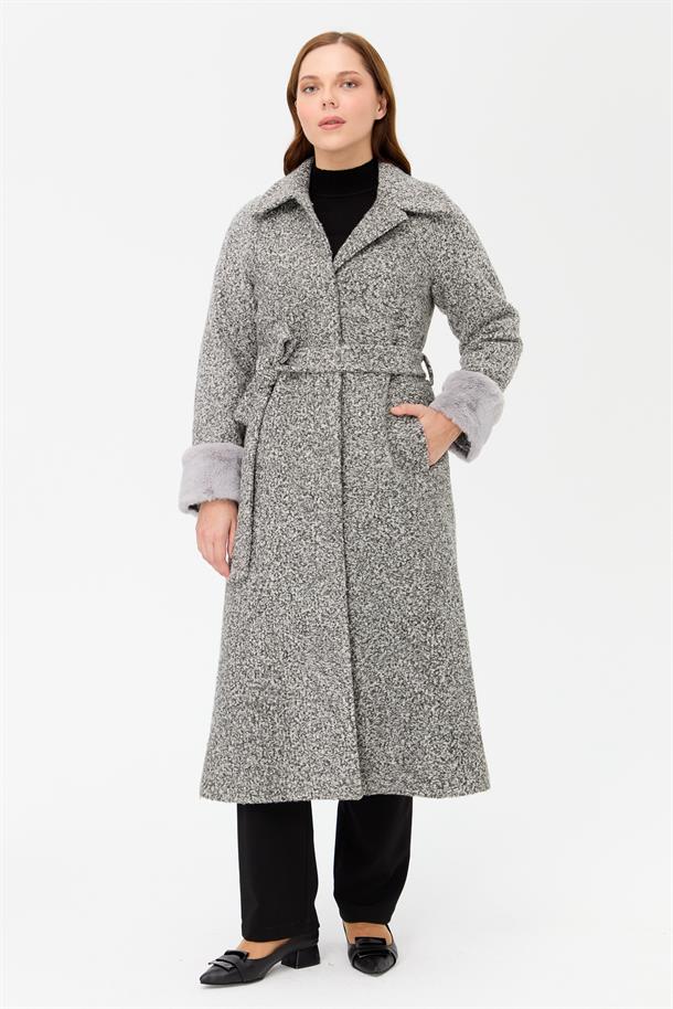 Büyük Beden Kolu Kürklü Desenli Kaban-GRİ