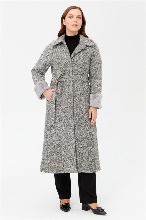 Büyük Beden Kolu Kürklü Desenli Kaban-GRİ