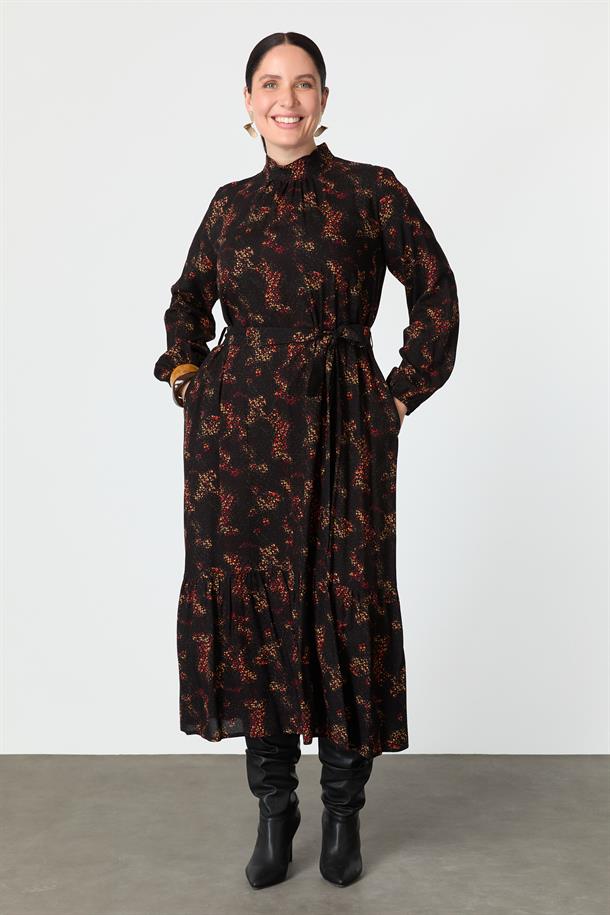 Büyük Beden Kuşak Detay Desenli Elbise-KIRMIZI