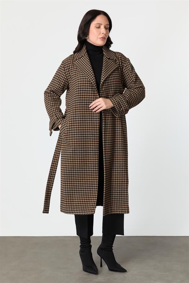 Büyük Beden Kuşaklı Kaban-KAHVE