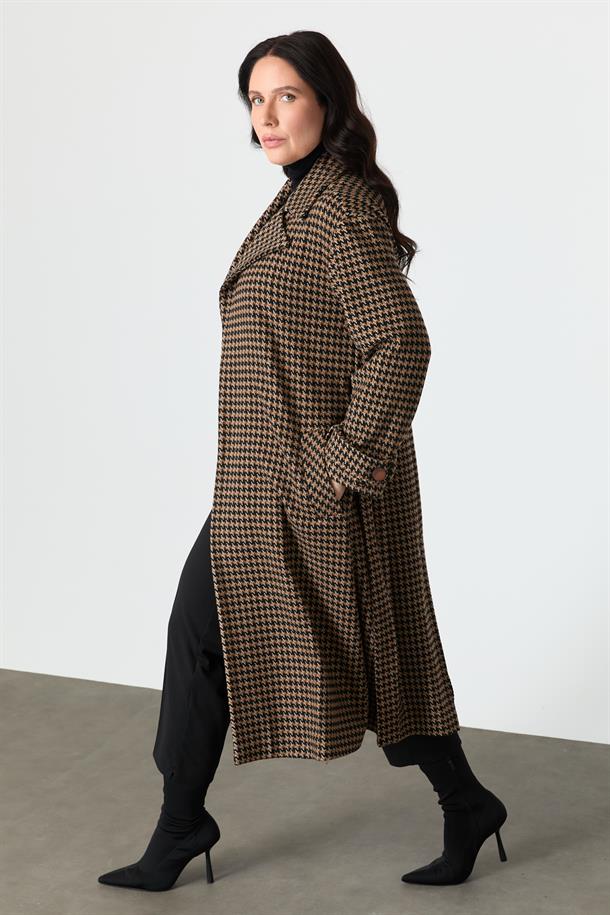 Büyük Beden Kuşaklı Kaban-KAHVE