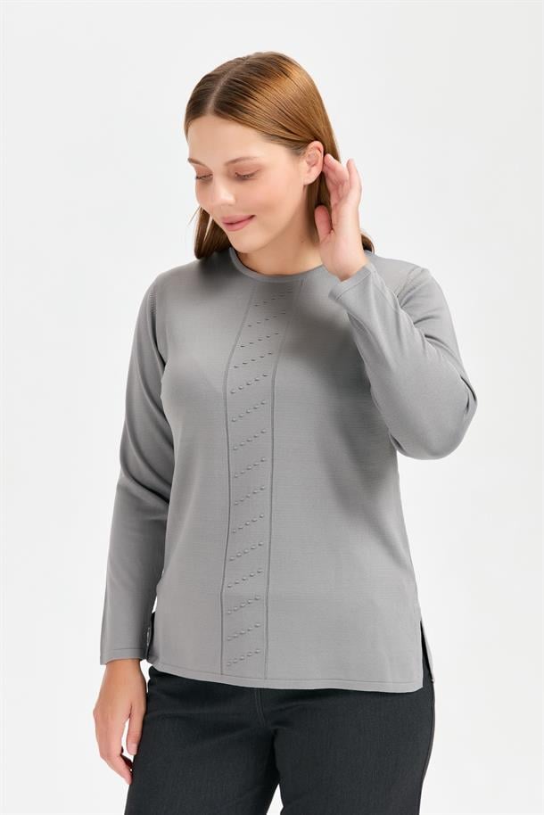 Büyük Beden Önü Kabartmalı Triko-GRİ