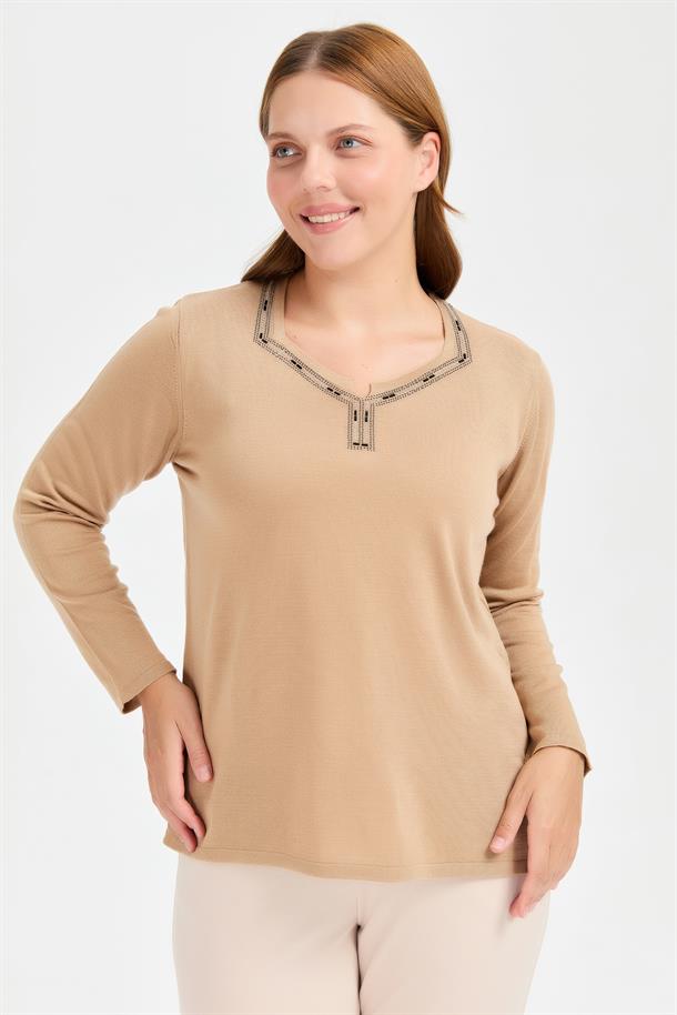 Büyük Beden Taşlı Triko Kazak-CAMEL