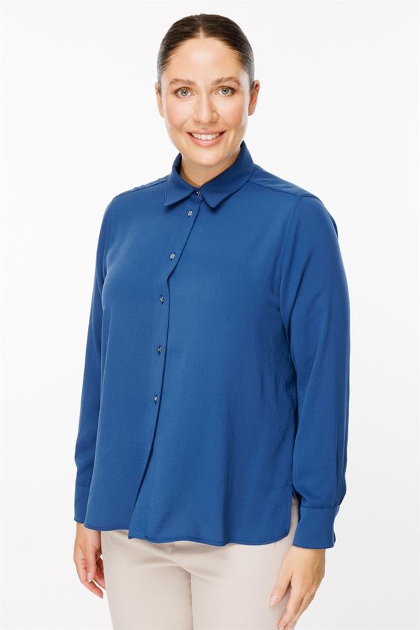 Büyük Beden Uzun Kollu Yanı Yırtmaçlı Gömlek-İNDİGO