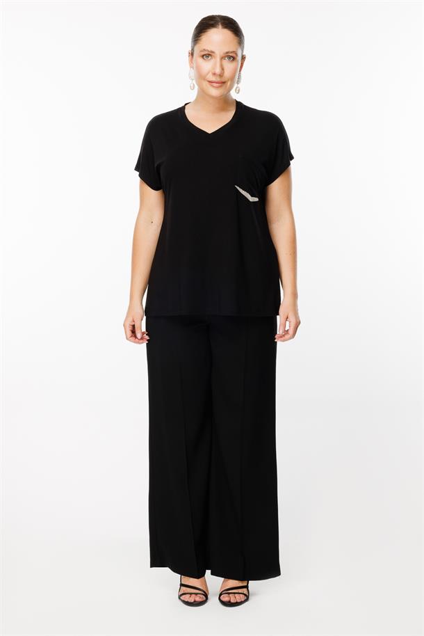 Büyük Beden V Yaka Cebi Boncuk İşlemeli Bluz-SİYAH