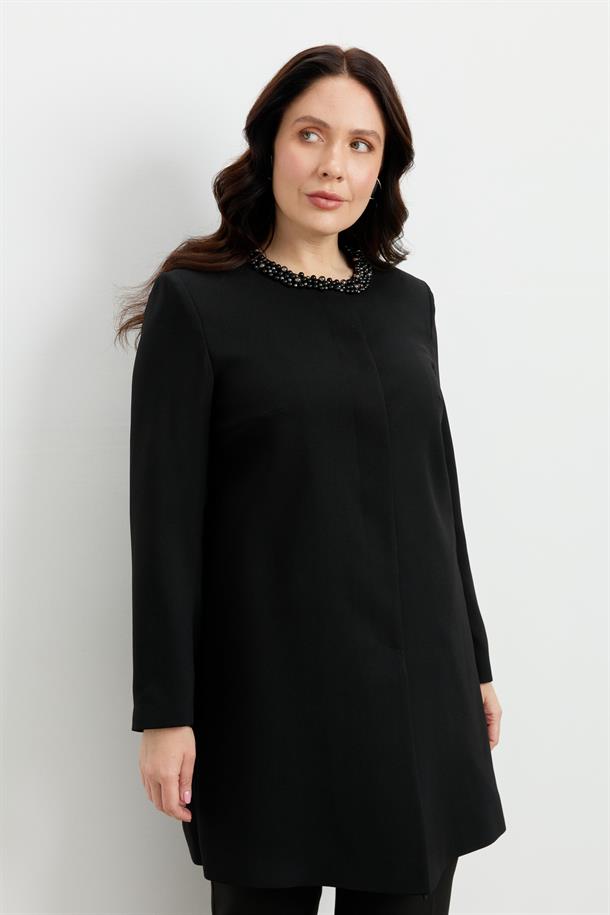 Büyük Beden Yaka Detaylı Ceket-SİYAH