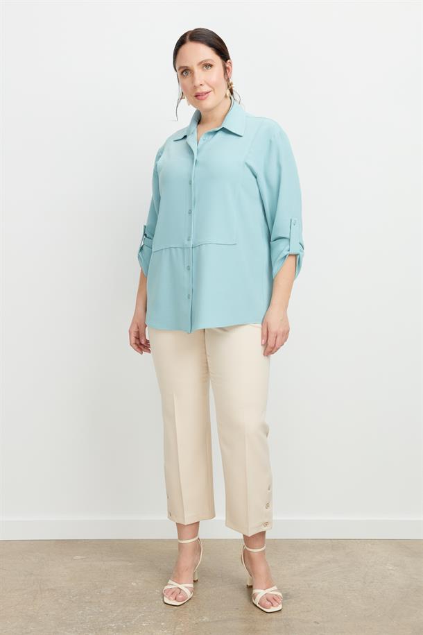Büyük Beden Yakası Broşlu Gömlek-MINT