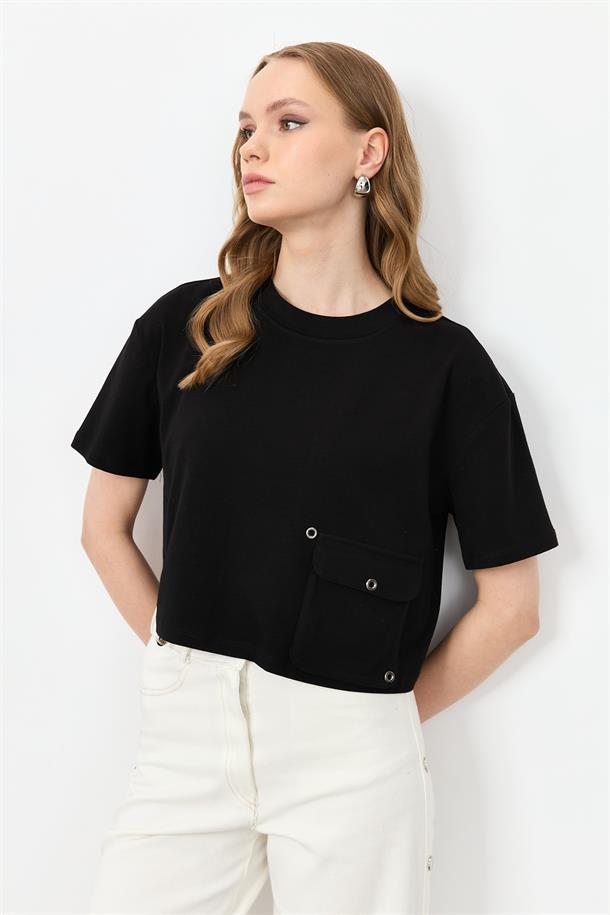 Büzgü Detay Cepli Bluz-SİYAH