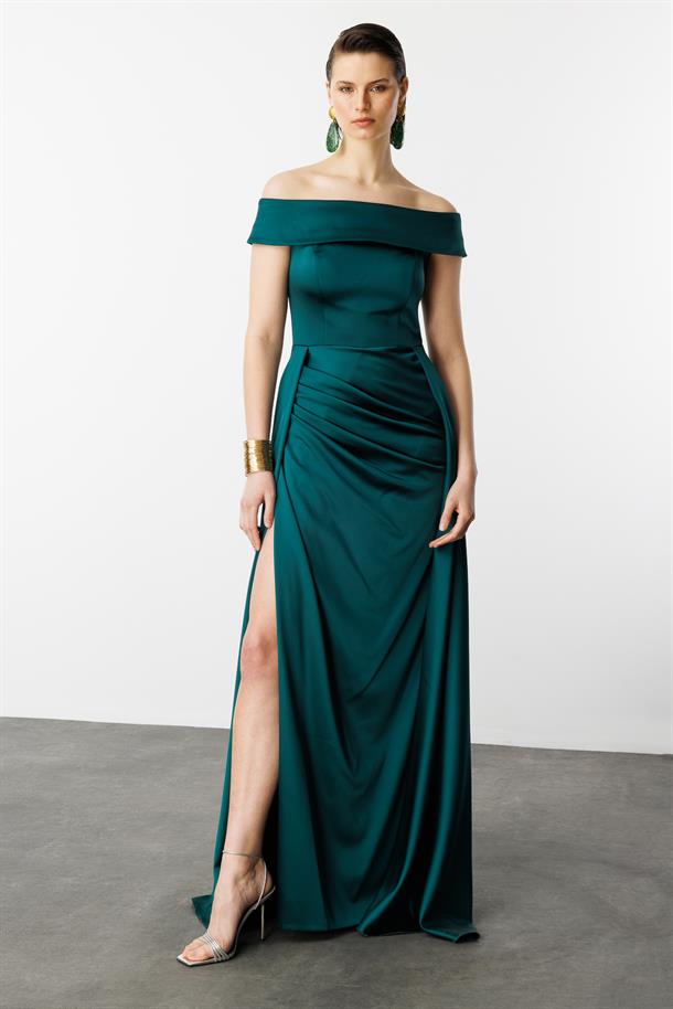 Carmen Yaka Yırtmaç Detay Abiye Elbise-ZÜMRÜT