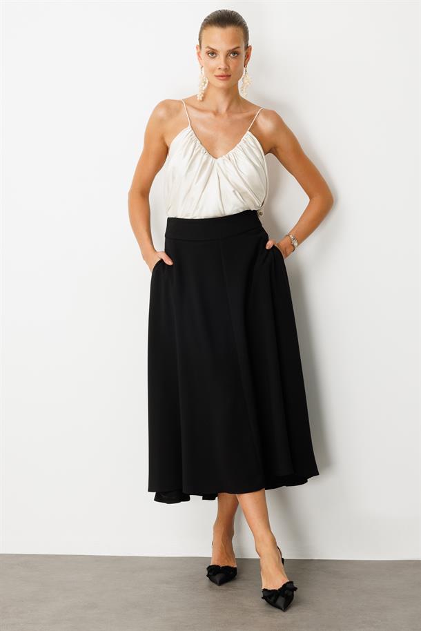 Cep Detay Uzun Etek-SİYAH