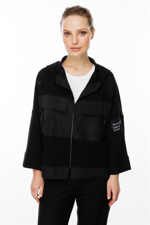 Cep Detaylı Kapüşonlu Crop Sweatshirt-SİYAH