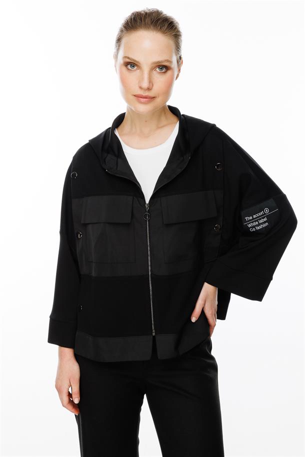 Cep Detaylı Kapüşonlu Crop Sweatshirt-SİYAH