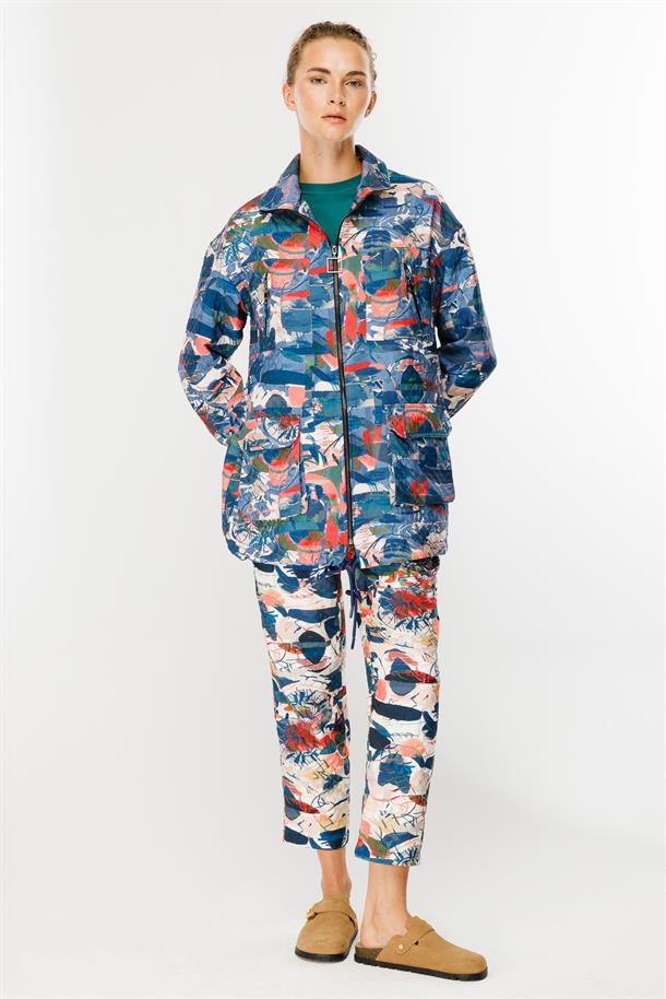 Cepli Desenli Kapitone Spor Ceket-MAVİ