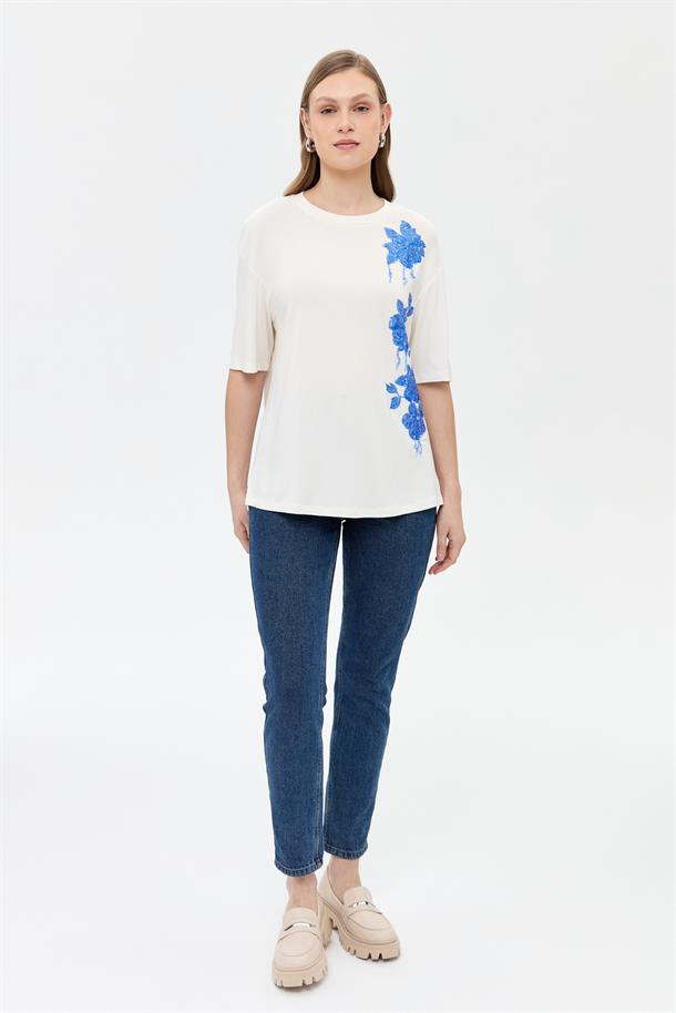 Çiçek İşlemeli Kısa Kollu Tişört-SAX