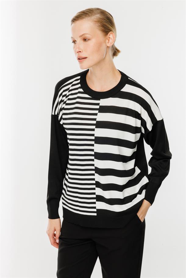 Çizgi Desenli Kazak-SİYAH