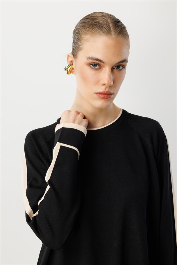 Çizgi Detaylı Triko Takım-SİYAH