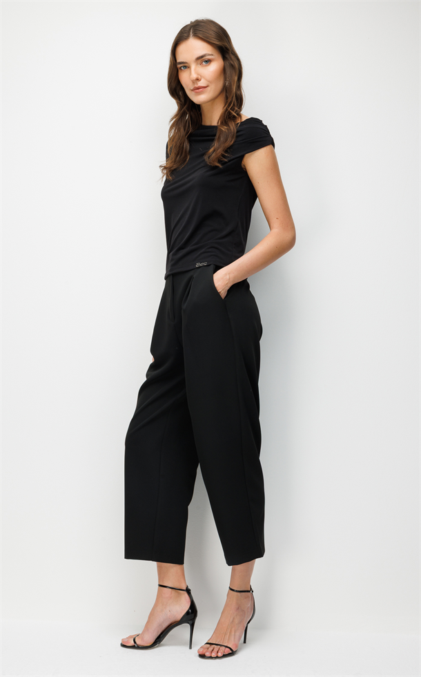 Degaje Yaka Kolsuz Bluz-SİYAH