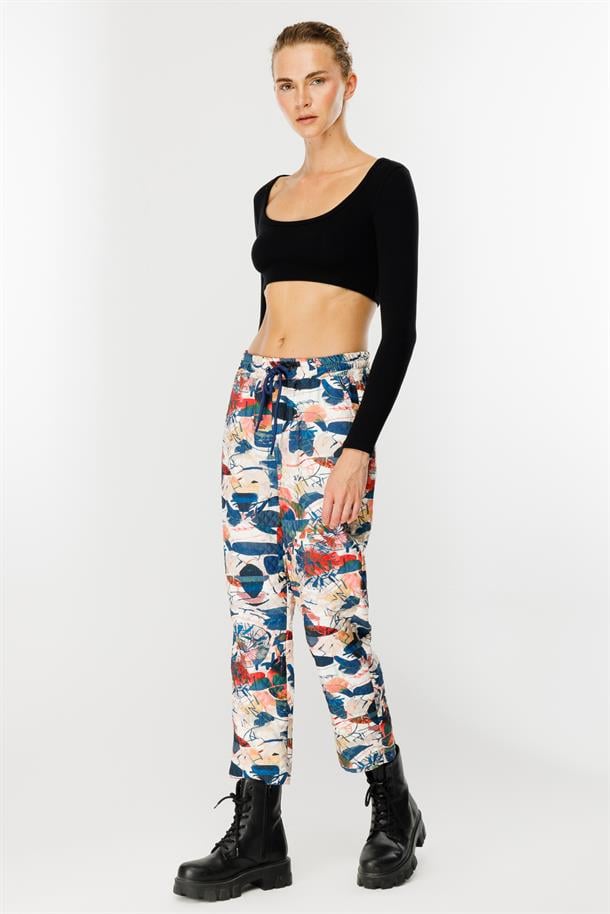 Desenli Beli Lastikli Kapitone Pantolon-MAVİ