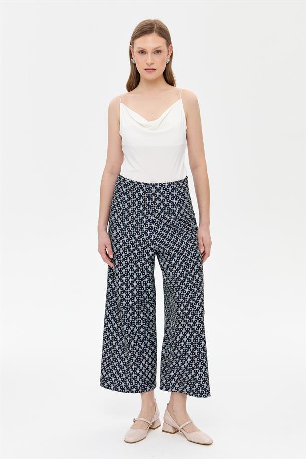 Desenli Rahat Kesim Scuba Pantolon-LACI