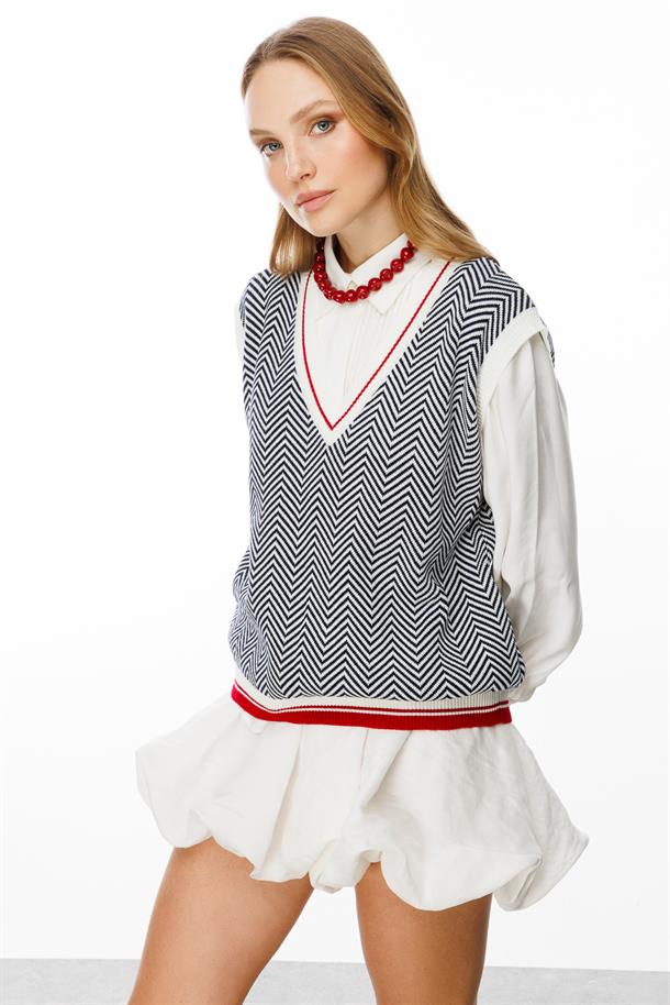 Desenli V Yaka Triko Süveter-LACI