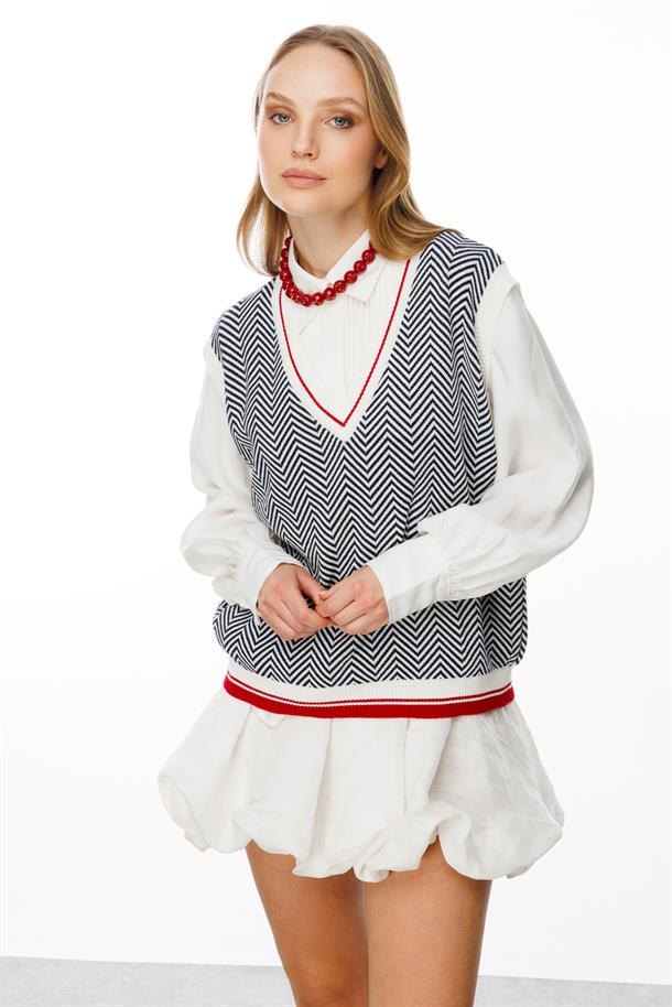 Desenli V Yaka Triko Süveter-LACI