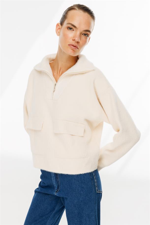 Dik Yaka Yarım Fermuarlı Triko Kazak-KEMIK