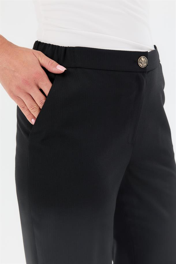 Düğme Detaylı Büyük Beden Pantolon-SİYAH