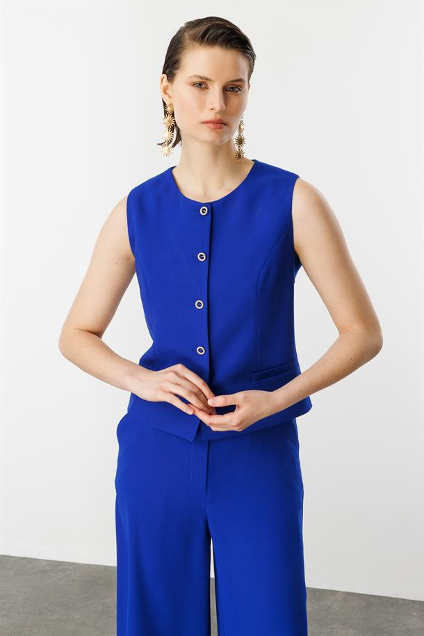 Düğme Detaylı Krep Yelek-SAX