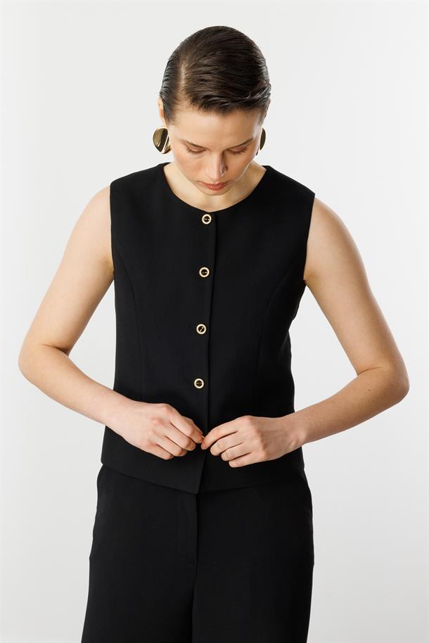 Düğme Detaylı Krep Yelek-SİYAH