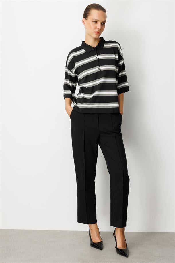 Düğme Detaylı Truvakar Kol Triko Kazak-SİYAH