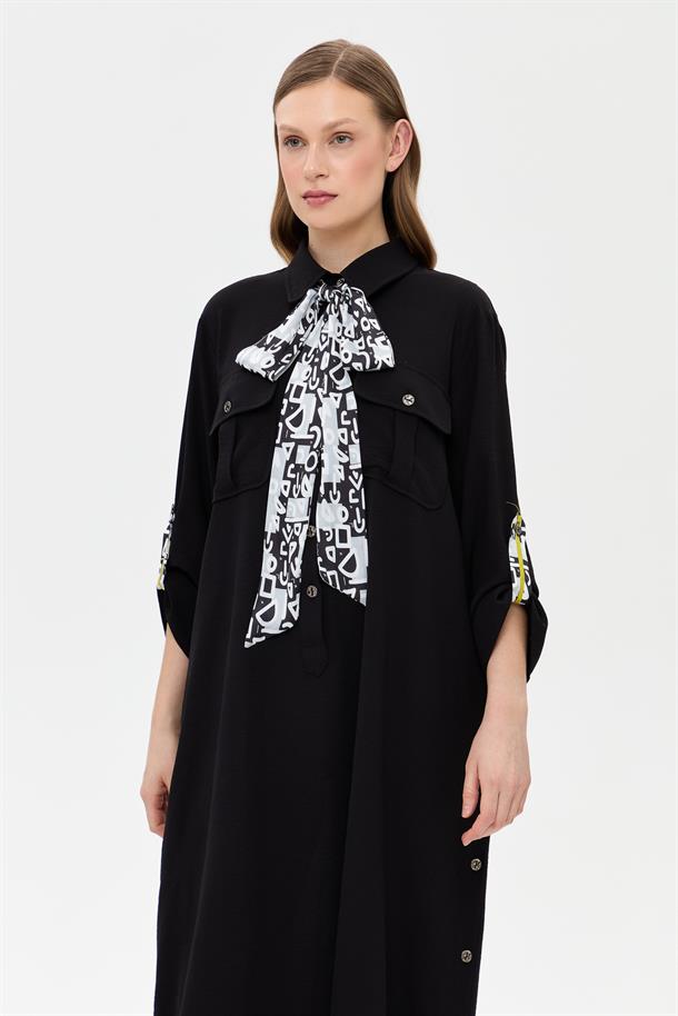 Düğme ve Cep Detaylı Rahat Kesim Elbise-SİYAH