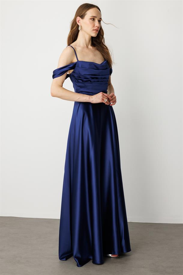 Düşük Kol Saten Abiye Elbise-LACI