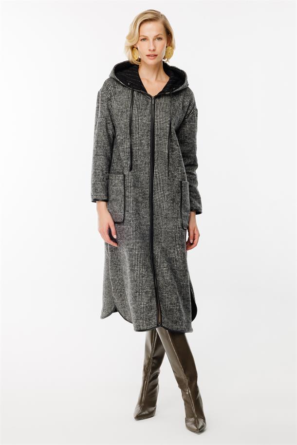 Fermuarlı Kapüşon Detay Uzun Kaban-SİYAH