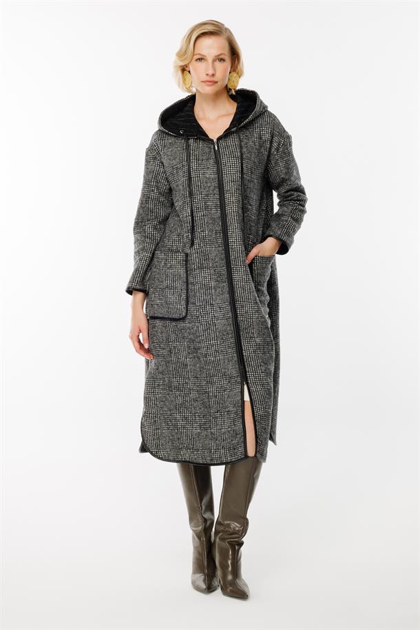 Fermuarlı Kapüşon Detay Uzun Kaban-SİYAH