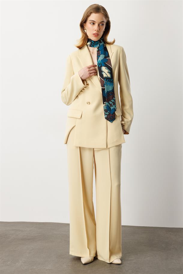 Fular Detaylı Kruvaze Ceket-SARI