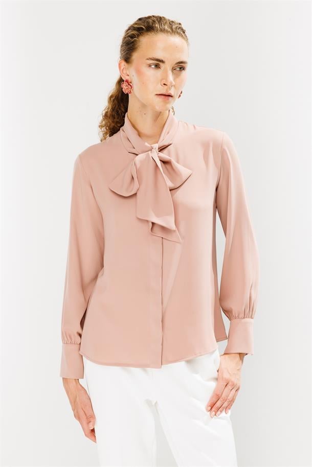 Fular Yaka Gömlek-PUDRA