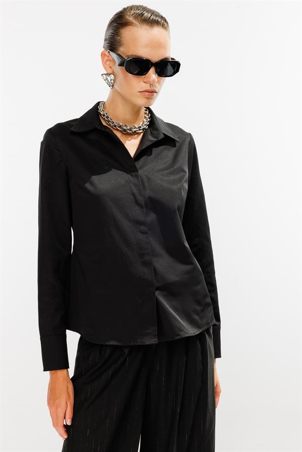 Gizli Düğmeli Uzun Kollu Gömlek-SİYAH