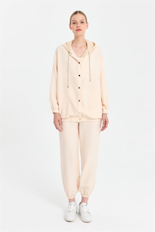 Gold İp ve Düğme Detaylı Kapüşonlu Ceket-BEJ