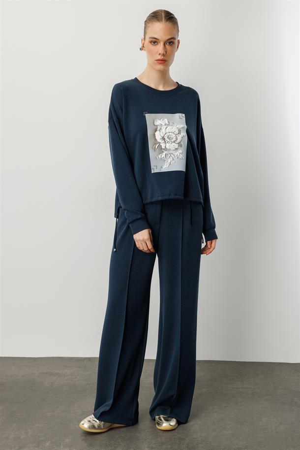 Kabartma Çiçek Desenli Modal Bluz-PETROL