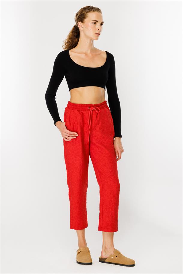 Kapitone Desenli Beli Lastikli Pantolon-KIRMIZI