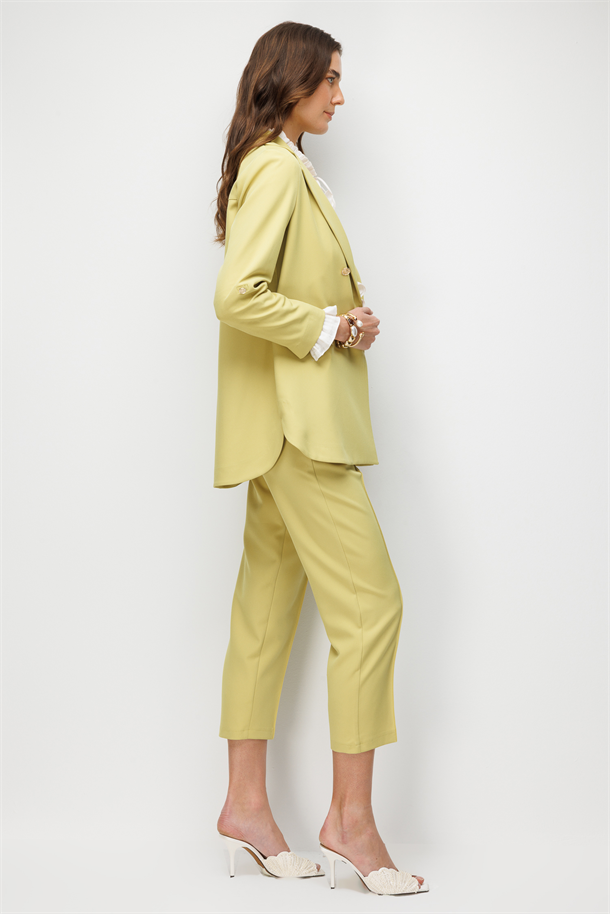 Katlanabilir Kol Detaylı Ceket-Y.YEŞİLİ