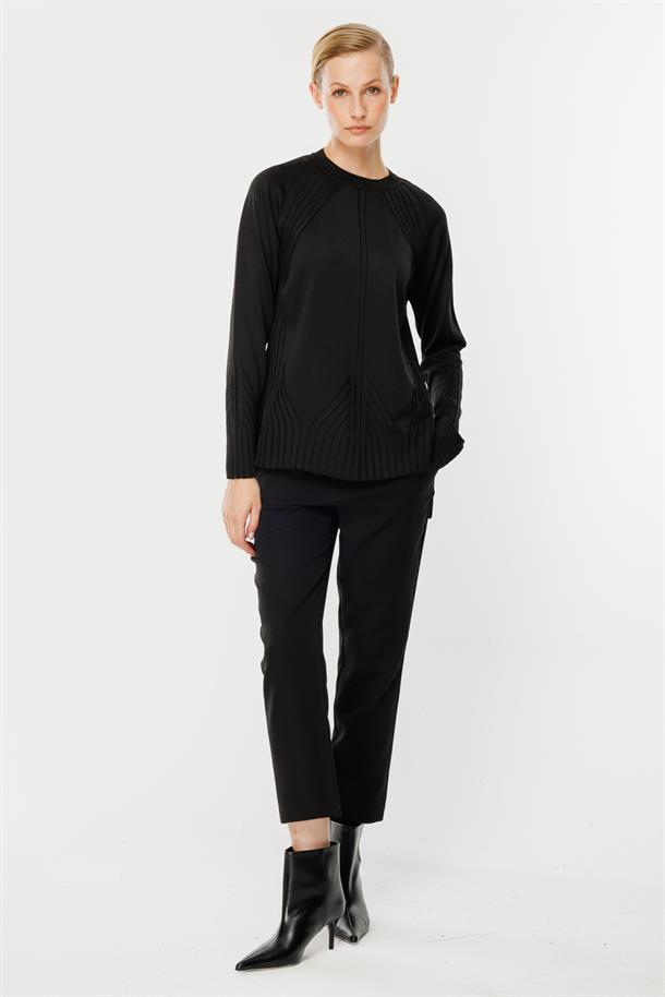 Kendinden Desenli Triko Kazak-SİYAH