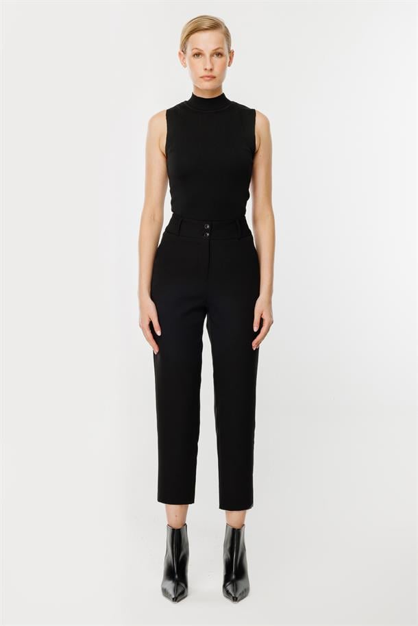 Klasik Fit Kesim Pantolon-SİYAH