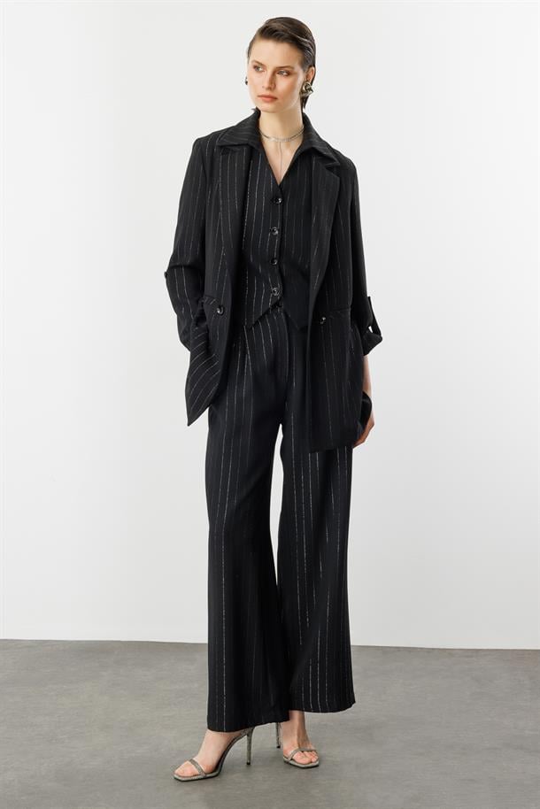 Kol Detaylı Sim Çizgi Ceket-SİYAH