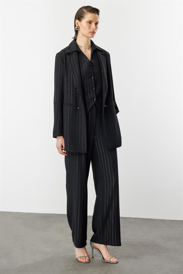 Kol Detaylı Sim Çizgi Ceket-SİYAH