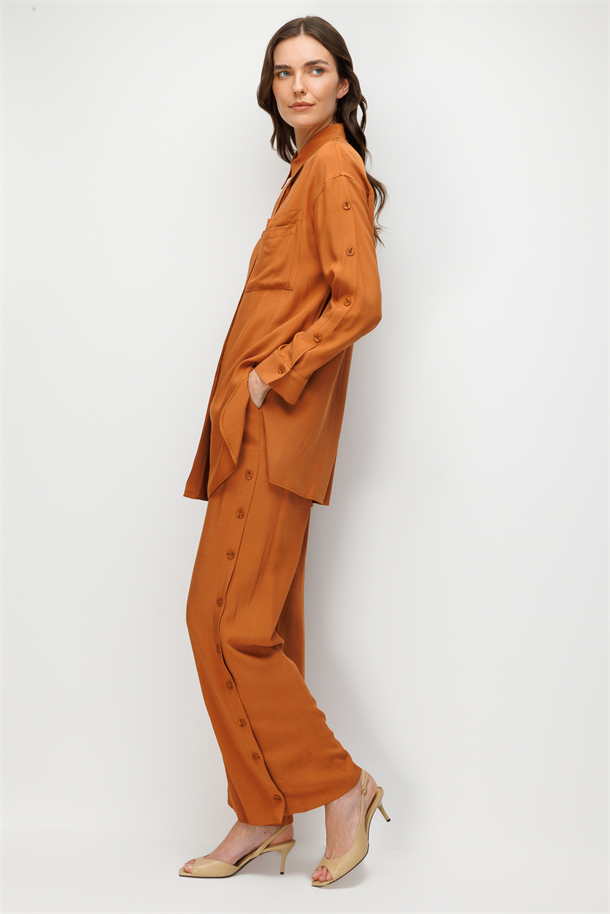 Kolları Düğme Detaylı Tunik Gömlek-TABA