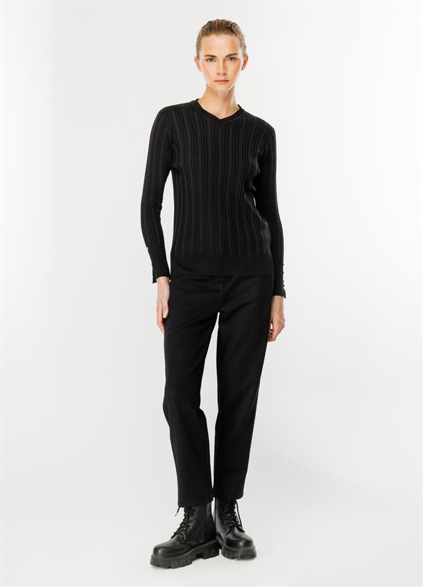 Kolları Düğmeli Fitilli Triko Kazak-SİYAH