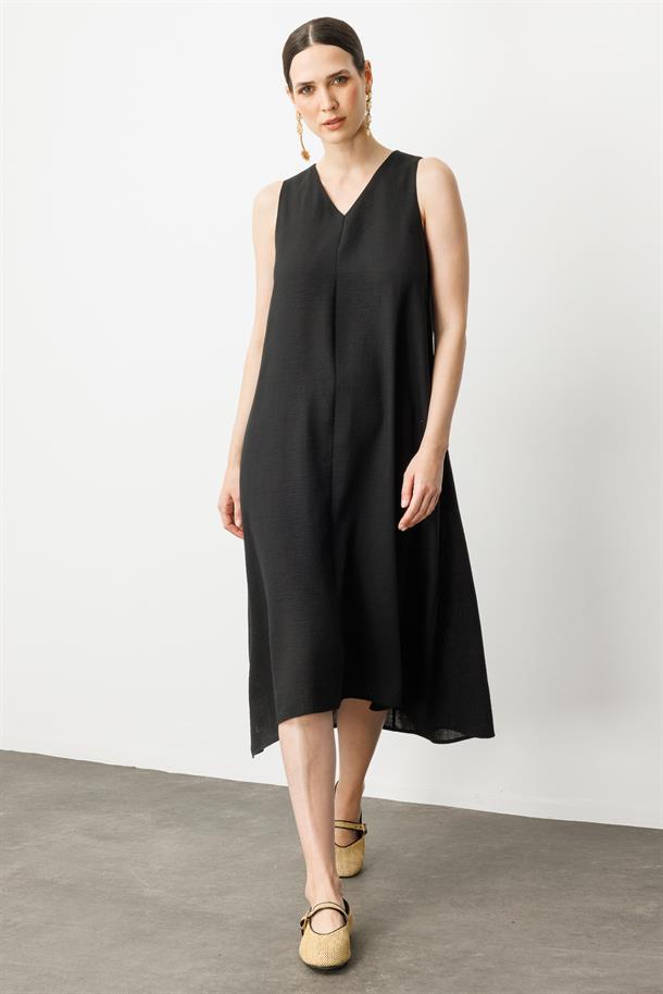 Kolsuz V Yaka Rahat Kesim Elbise-SİYAH