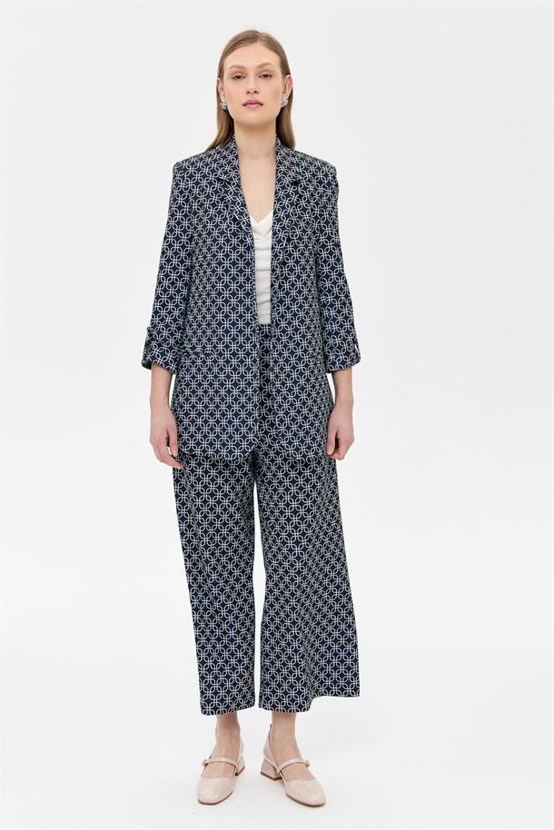 Kolu Düğme Detaylı Desenli Ceket-LACI